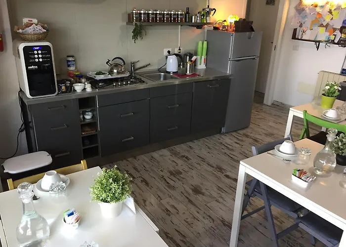住宿加早餐酒店 陶尔米纳马雷特拉泽住宿加早餐酒店