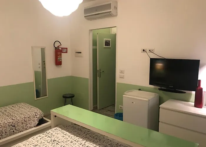 住宿加早餐酒店 陶尔米纳马雷特拉泽住宿加早餐酒店 4*